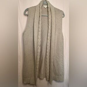 Cute Sleeveless Cable Knit Cardigan